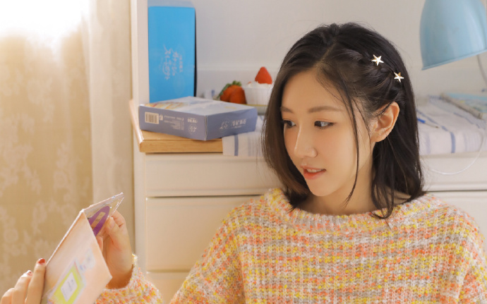 内蒙古二连浩特铁路口岸今年通行中欧班列突破2000列